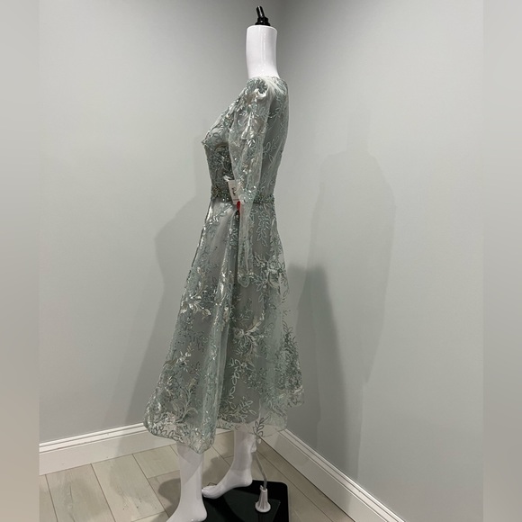 Mac duggul STERLING LONG SLEEVE DRESS - Picture 7 of 9